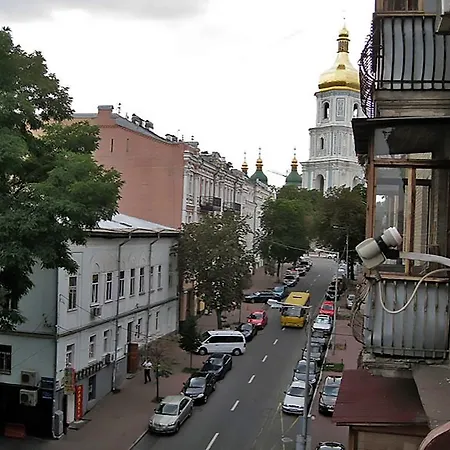 Home-hotel On Maidan Nezalezhnosti Square