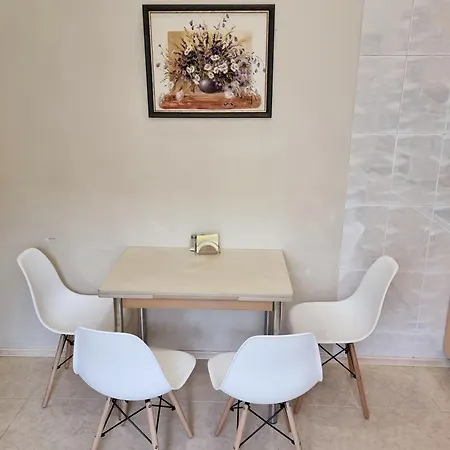 Apartment Home-hotel On Maidan Nezalezhnosti Square *