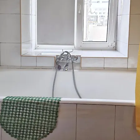 Home-hotel On Maidan Nezalezhnosti Square Apartment *