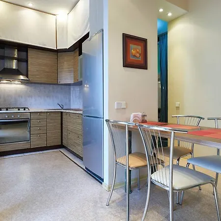 Home-hotel On Maidan Nezalezhnosti Square Apartment Kyiv